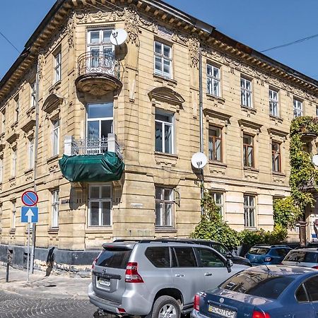 Inshiapartments On Popovycha Str 3 Leópolis Exterior foto